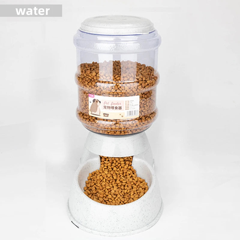 Large Capacity Pet Feeder - Luxury Petz
