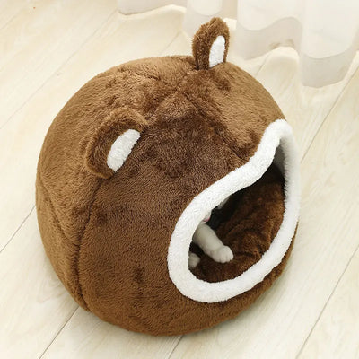 Cozy Plush Cat Haven - Luxury Petz