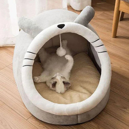 Cozy Cartoon Cat Bed - Luxury Petz